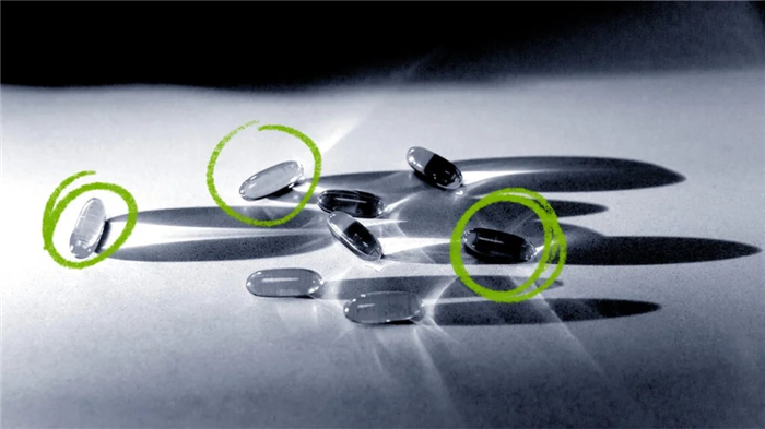 An image of CBD capsules.